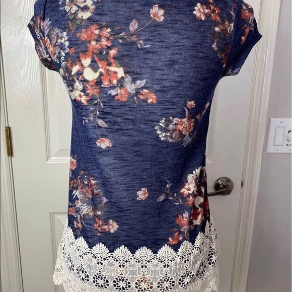 ONE WORLD XSmall Top with Laced Bottom NWT - Picture 6 of 7